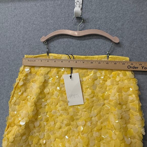 ZARA Yellow Paillette Embellished Mini Skirt Blogger Favorite Party Size S NWT - Picture 7 of 10